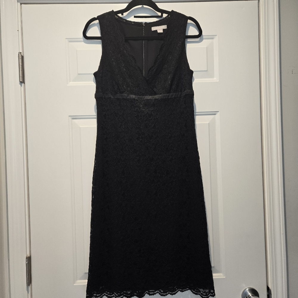 Janeville Women's Black Laced V Neck Dress 8 - Picture 14 of 14